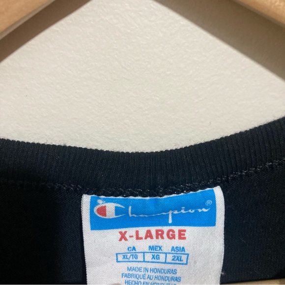 Champion Black Longsleeve Size XL Mens Oversized Fit - Picture 7 of 7